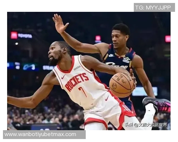 乌度卡谈篮板优势与失误问题努力争取更多球权提升比赛表现