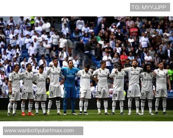 维尼修斯在伯纳乌主场再度获胜状态回暖期待持续表现出色 维尼修斯在伯纳乌主场再度获胜状态回暖期待持续表现出色